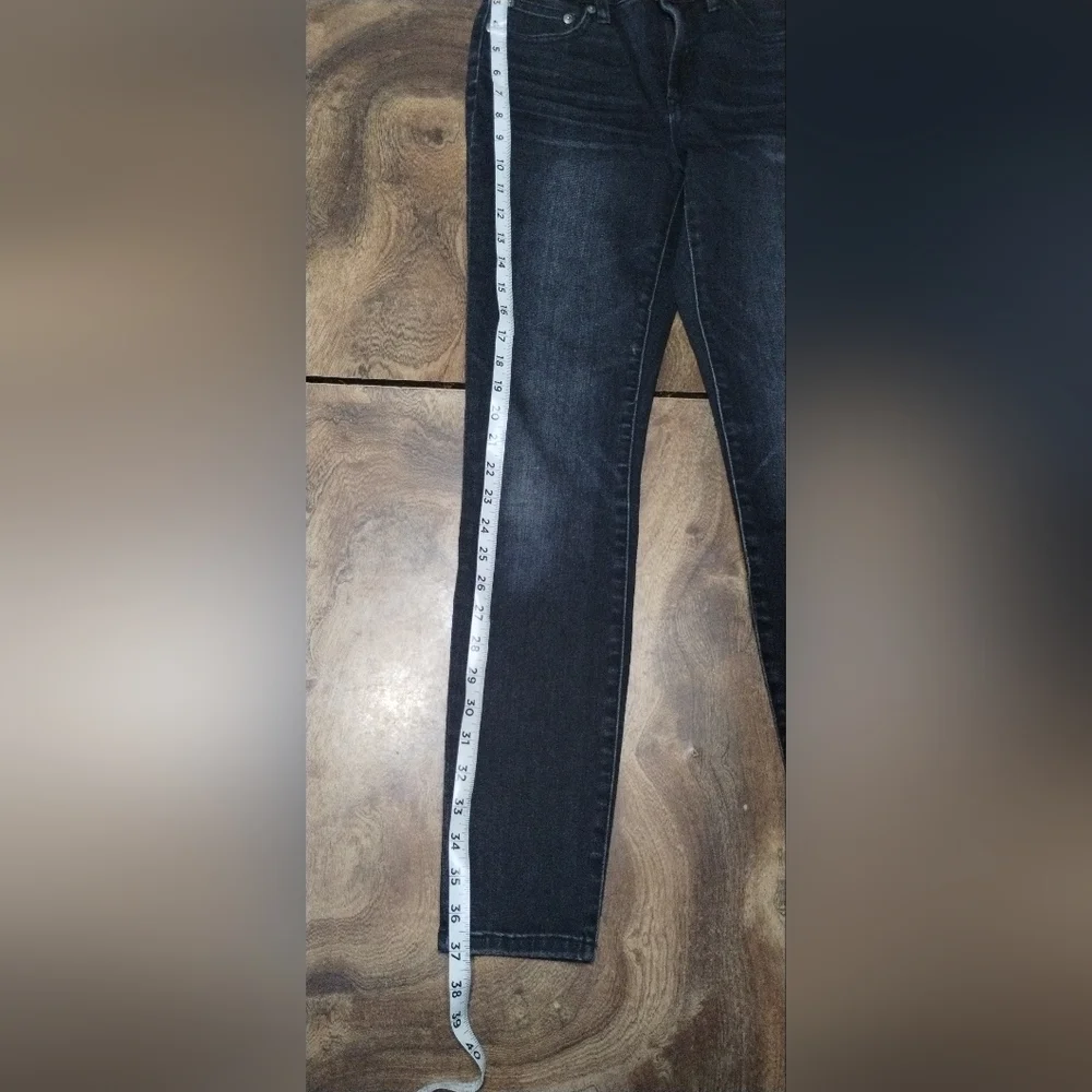J. Crew Women's Black Wash Skinny Jeans Size (26)